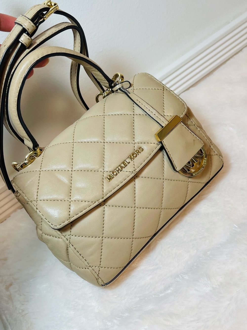 MICHAEL KORS Mini crossbody Quilted Satchel in Cream with Gold Hardware